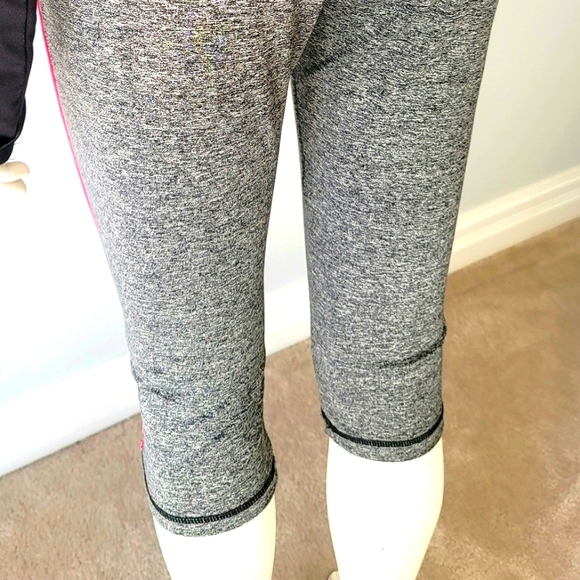 Infinite Energy Women's Cropped Leggings Size M - Picture 6 of 10